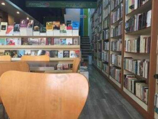 Librería Café Ateneo