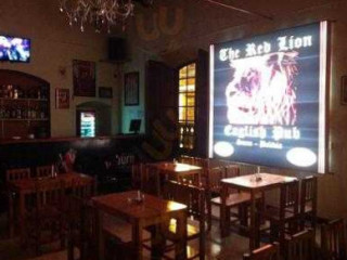 The Red Lion English Pub