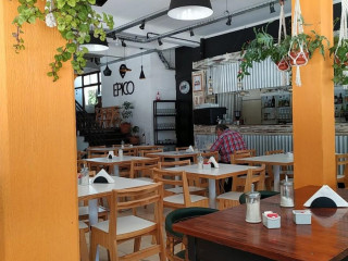 Épico Cafe Restó