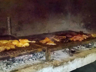 Parrilla Esquina Libre