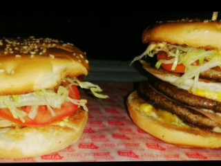 Hot Burger -j. V.gonzalez