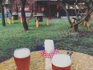 La Cabaña Patio Cervecero