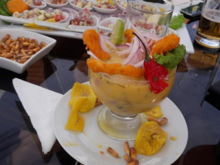 Los Ceviches De Kike Nautico