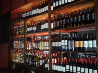 La Tola Lounge