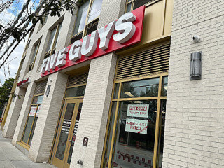 La Familia Piriapolis