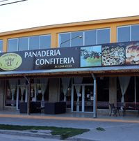 Panaderia Y Confiteria La Ideal