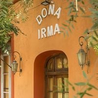 Doña Irma Salon Comedor